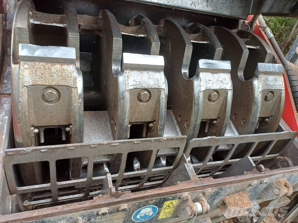 Mus-Max 11 Скидери
