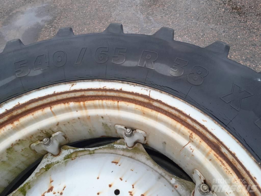 Michelin 540/65R38 Колелета/Гуми