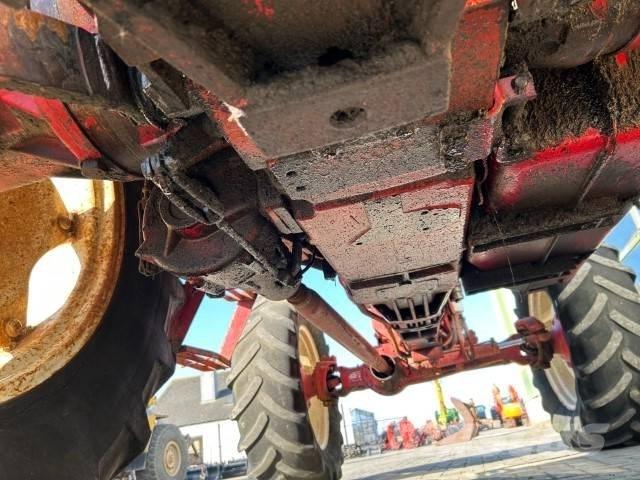 International 955 A Трактори