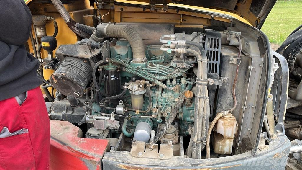 Volvo ECR 88 PLUS Средни екскаватори 7т - 12т