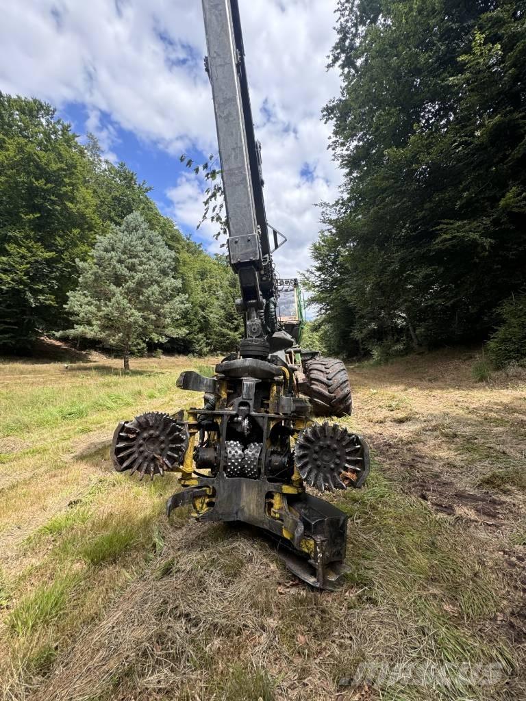 John Deere 11 70 G Харвестери
