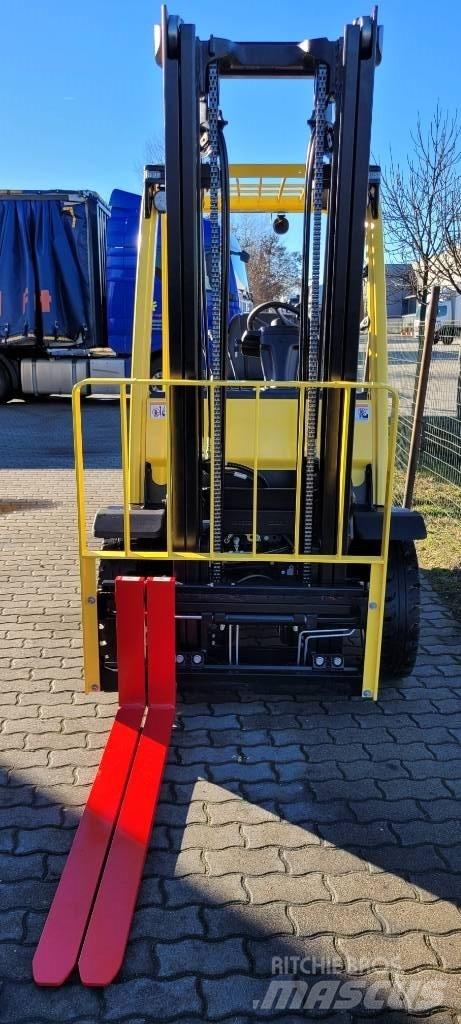 Hyster H 2.0 FT Камиони с АГУ