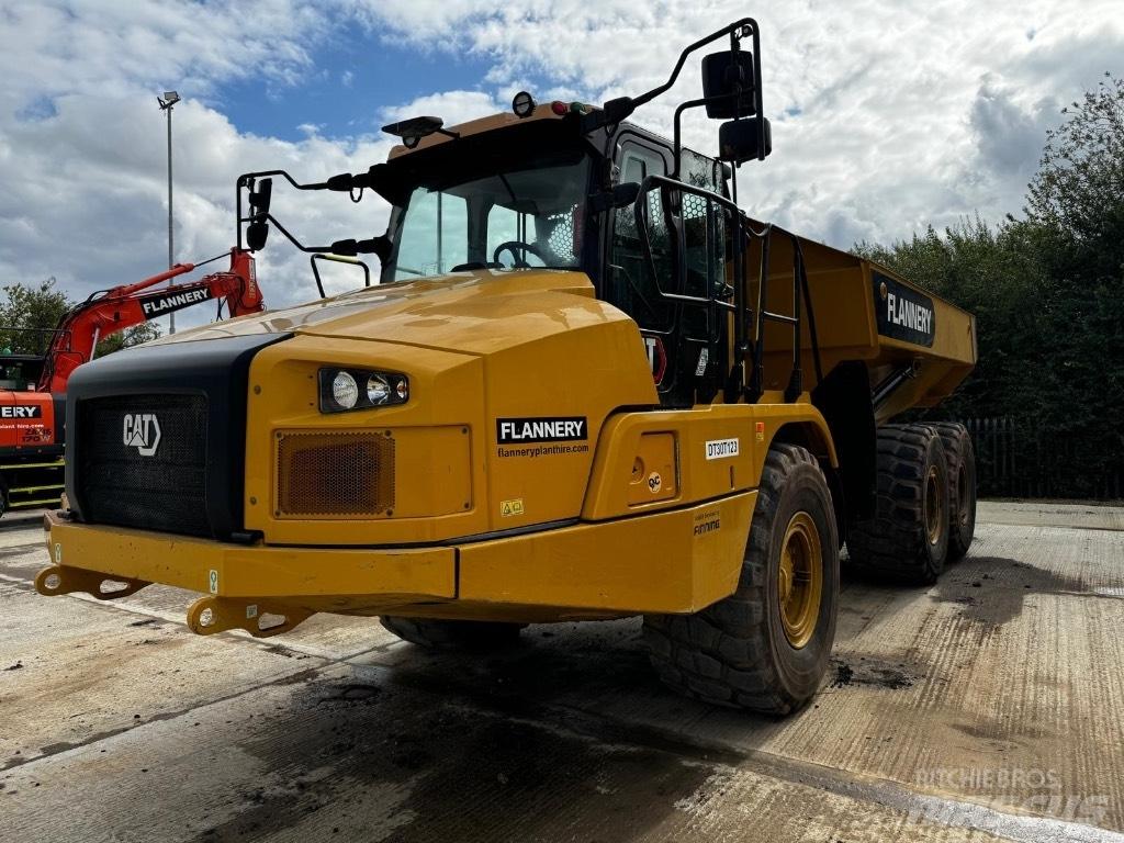 CAT 730 Дъмпери/моторни превозни средства