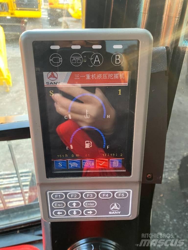 Sany 215C Верижен екскаватор
