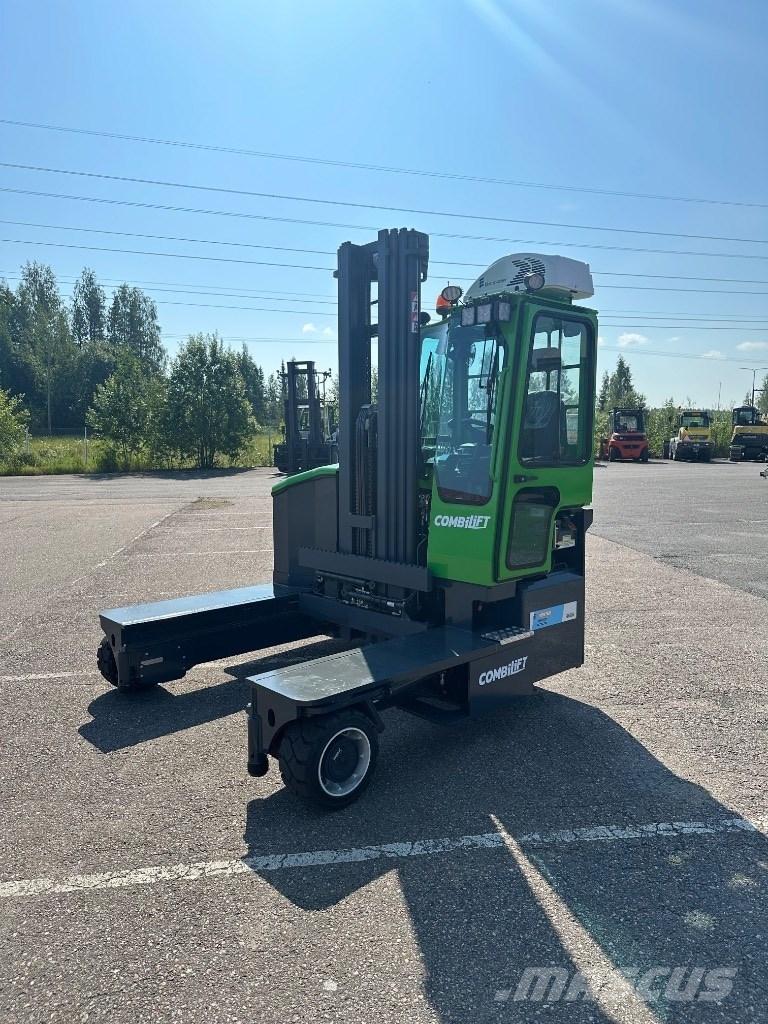 Combilift C 4000 E Електрически вилични кари-повдигачи