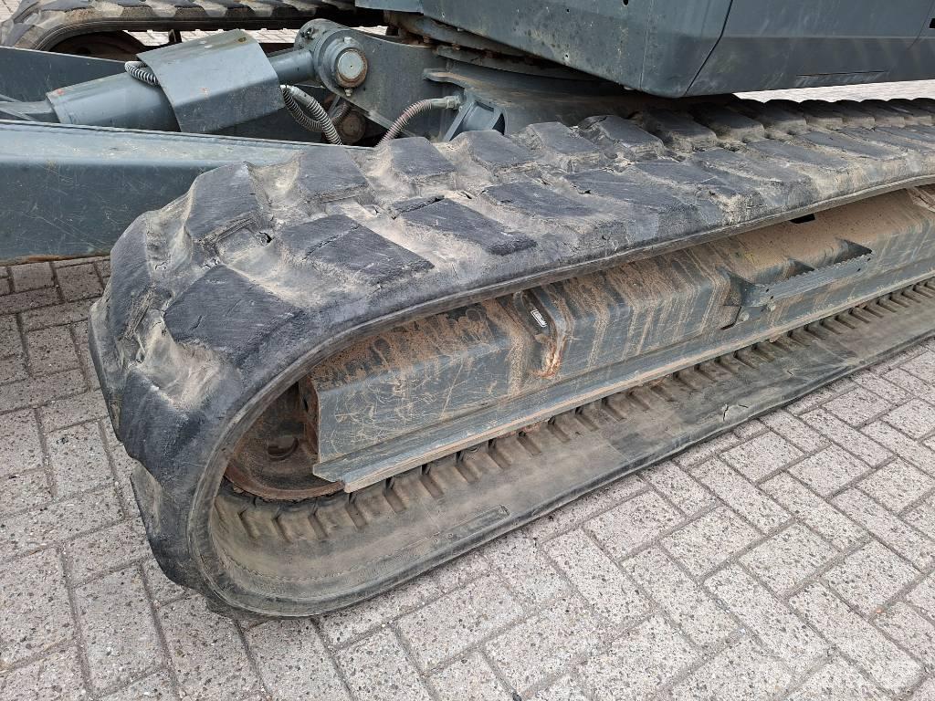 Neuson ET90 Средни екскаватори 7т - 12т
