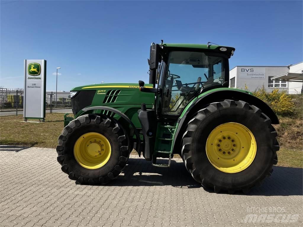 John Deere 6215R Трактори