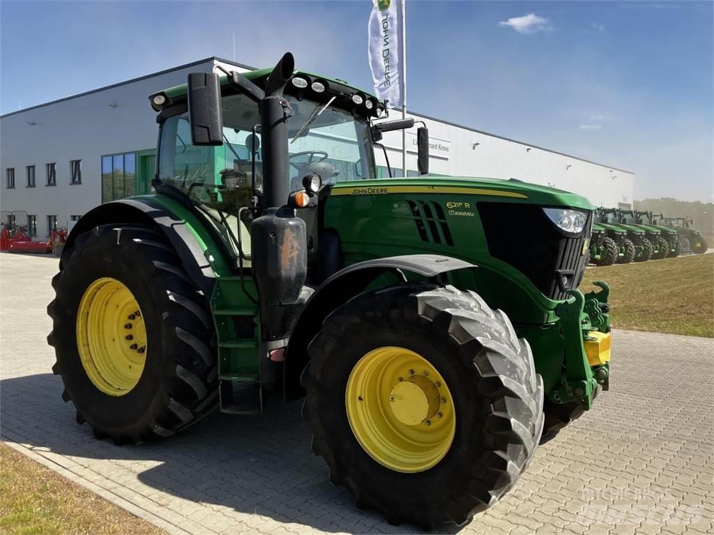 John Deere 6215R Трактори