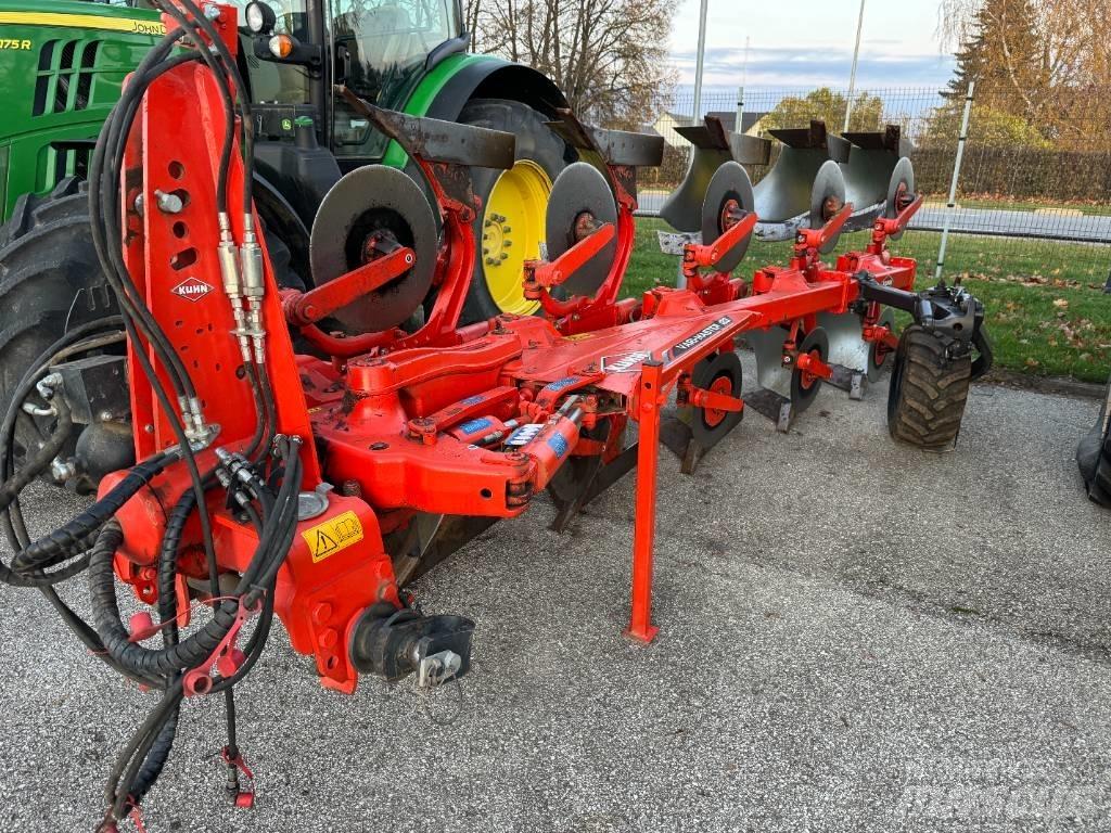 Kuhn Vari-Master 123 Реверсивни плугове