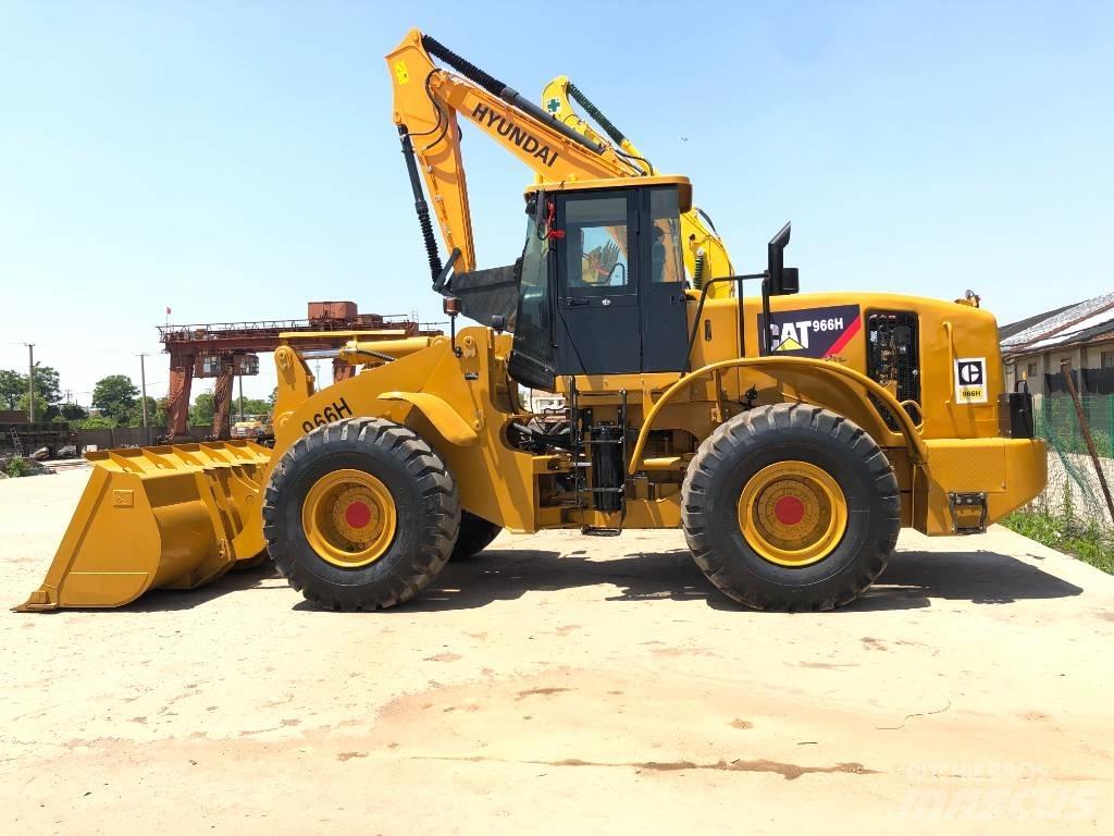 CAT 966H Колесни товарачи