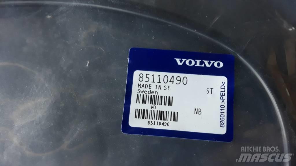 Volvo HOSE 85110490 Кабини