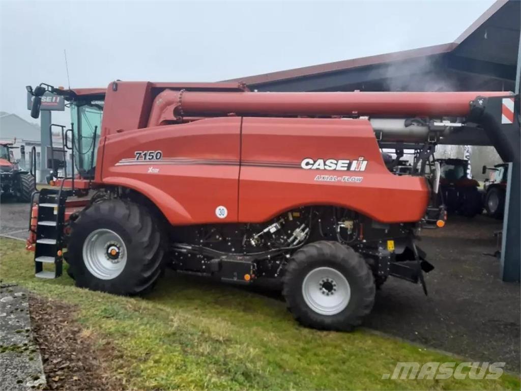 Case IH 7150 AF Комбайни