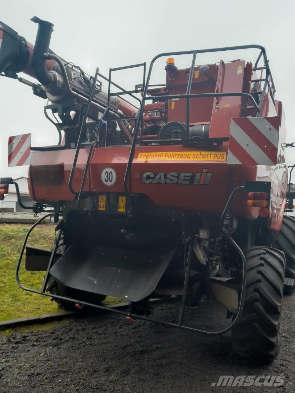 Case IH 7150 AF Комбайни