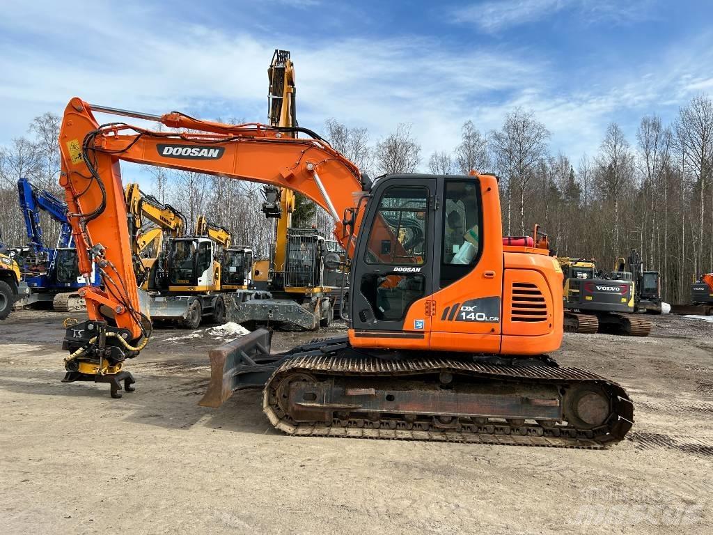 Doosan DX 140 LCR-3 Верижен екскаватор