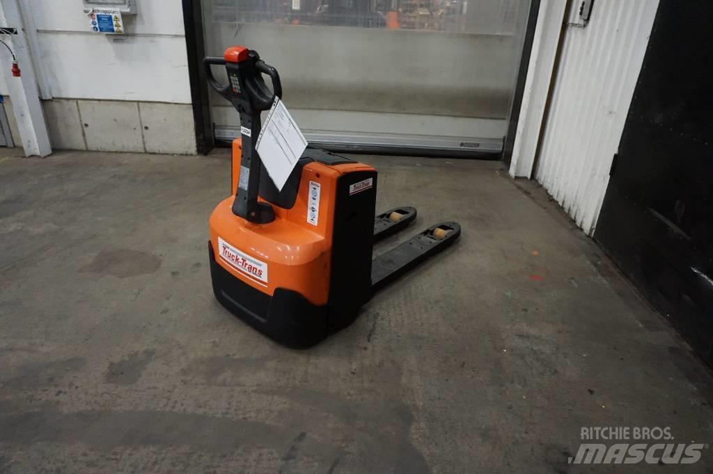 Toyota LWE180 Нископовдигач