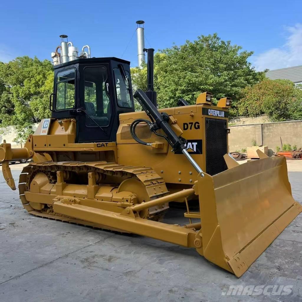 CAT D 7 G Верижни булдозери
