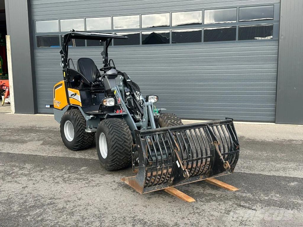 GiANT G2700HD+ Мини товарачи