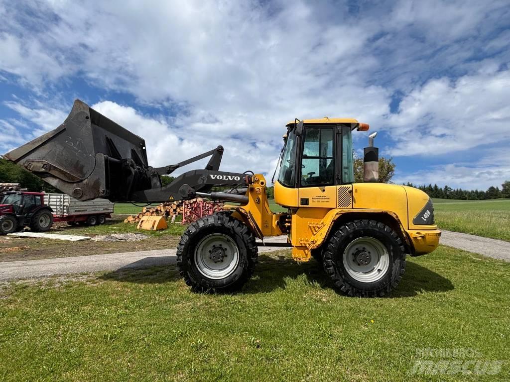 Volvo L 40 B TP Колесни товарачи