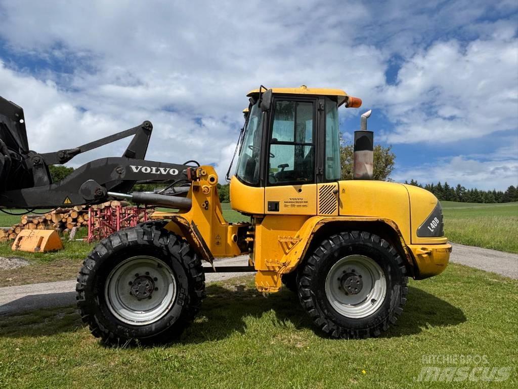 Volvo L 40 B TP Колесни товарачи