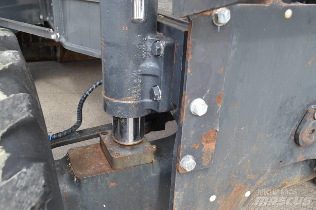 Komatsu PW 180-10 Колесни екскаватори