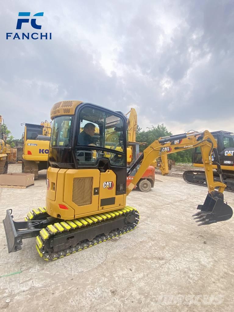 CAT 302 Верижен екскаватор