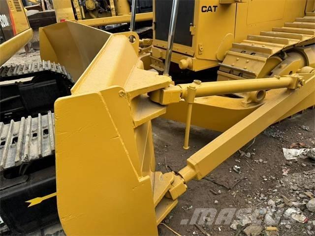 CAT D 8 R Верижни булдозери
