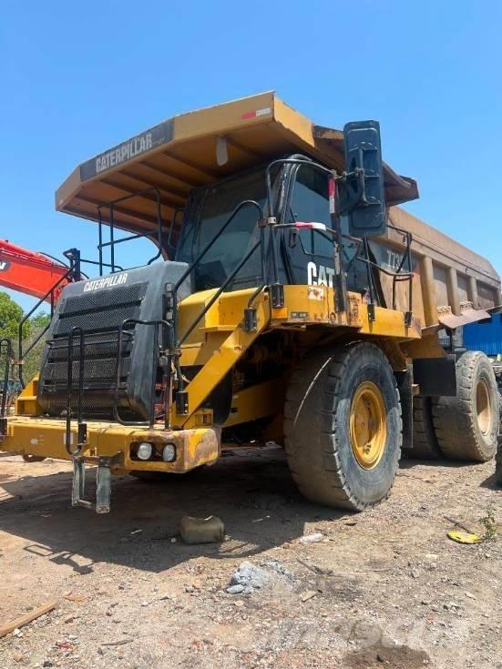 CAT 773 E Твърди самосвали
