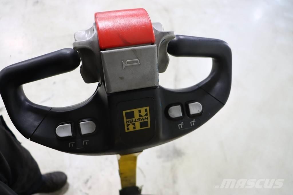 Hyster S1.4 ILAC Колички високоповдигачи с теглич