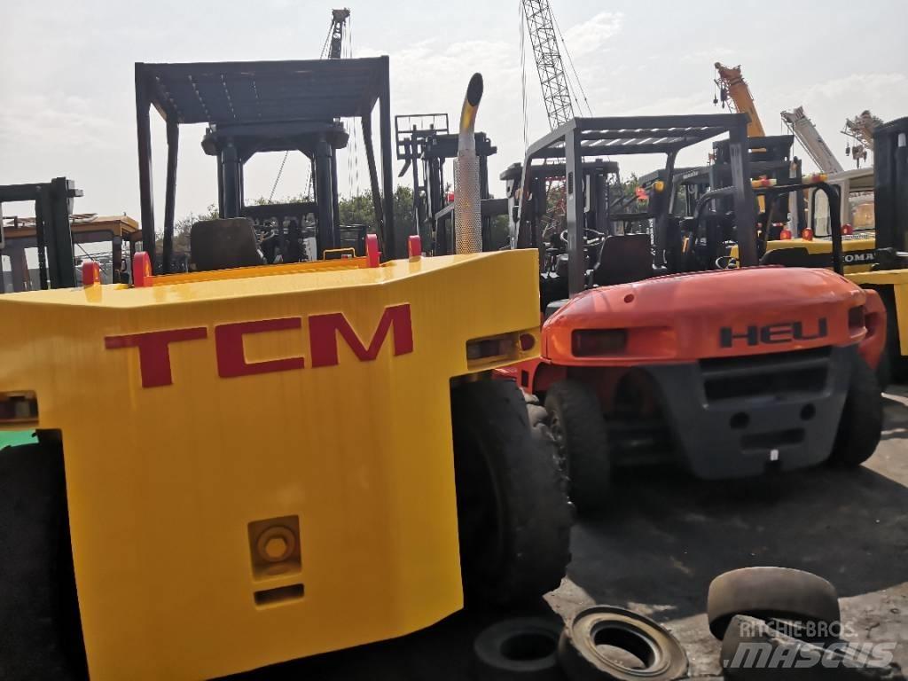 TCM 15 Ton Дизелови камиони