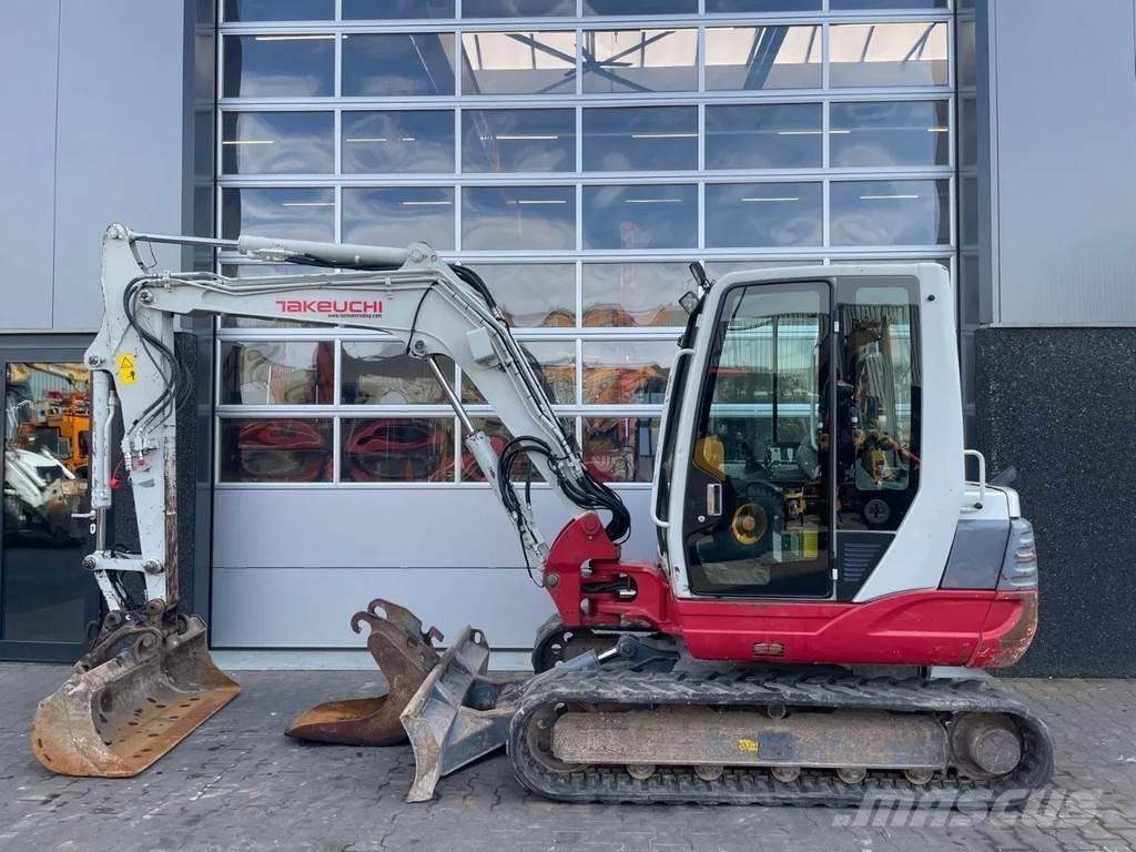 Takeuchi TB250 Мини екскаватори < 7 т