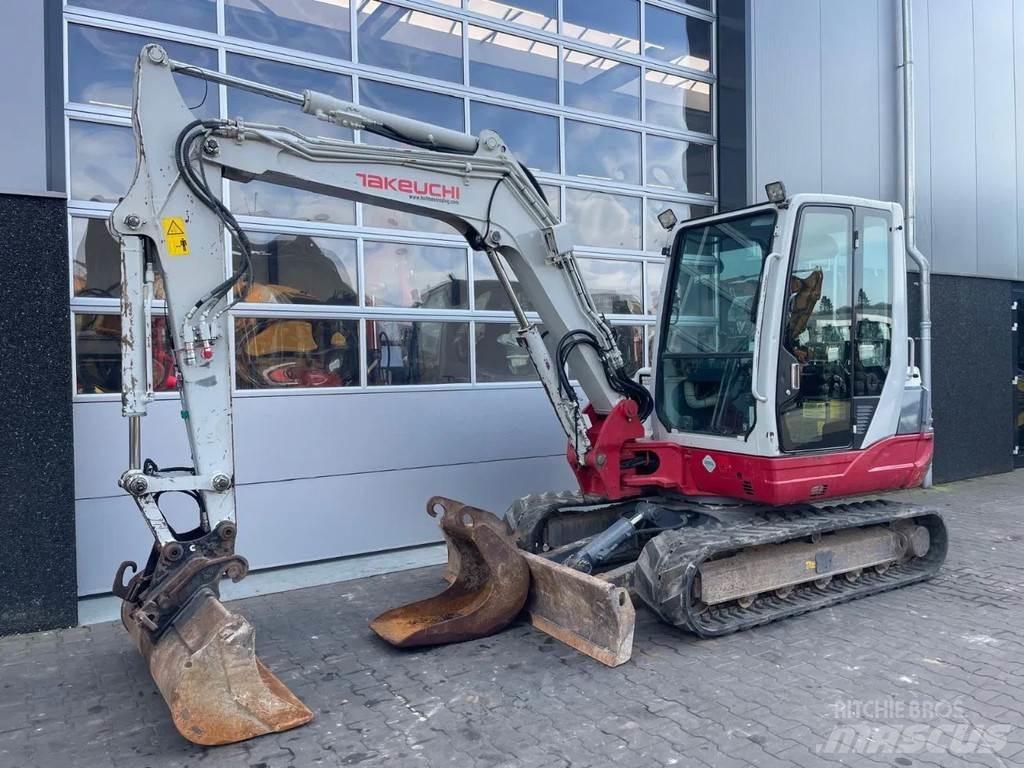 Takeuchi TB250 Мини екскаватори < 7 т