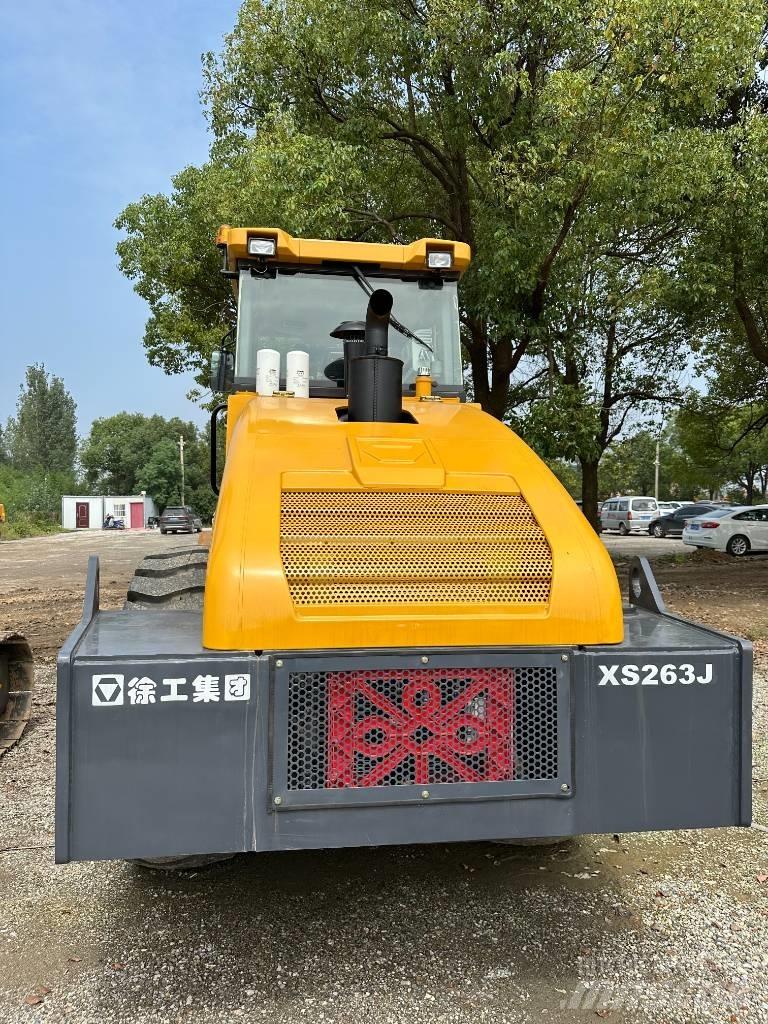 XCMG 263J Еднобарабанни ролки
