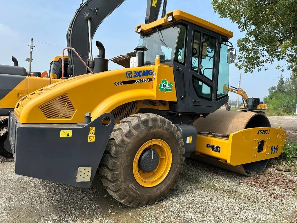 XCMG 263J Еднобарабанни ролки

