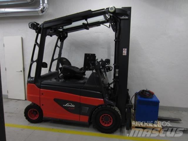 Linde E25R Електрически вилични кари-повдигачи