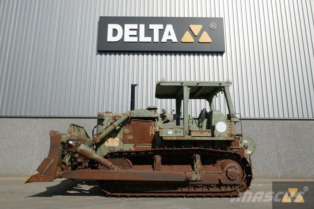 CAT D7F Ex-army Верижни булдозери
