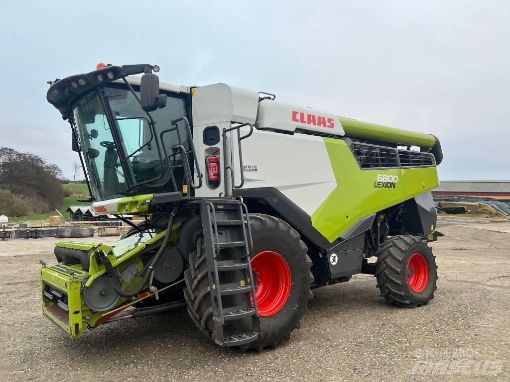 CLAAS Lexion 6800 Комбайни