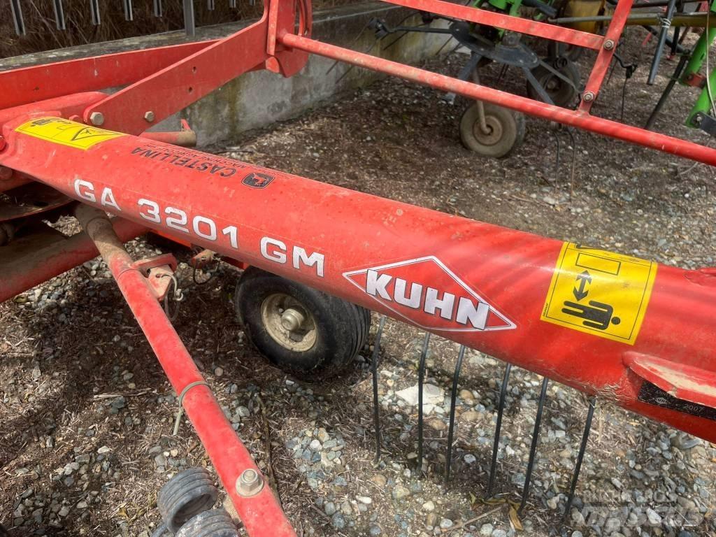 Kuhn GA 3201 G M Гребла и сенообръщачки