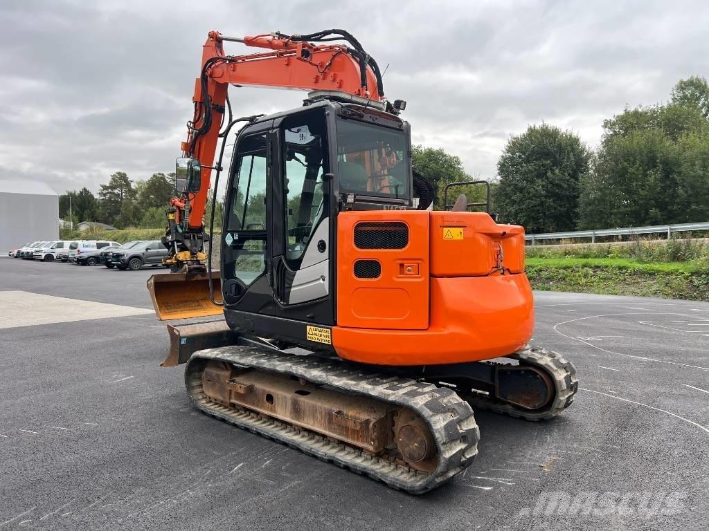 Hitachi ZX 85 US-6 Средни екскаватори 7т - 12т