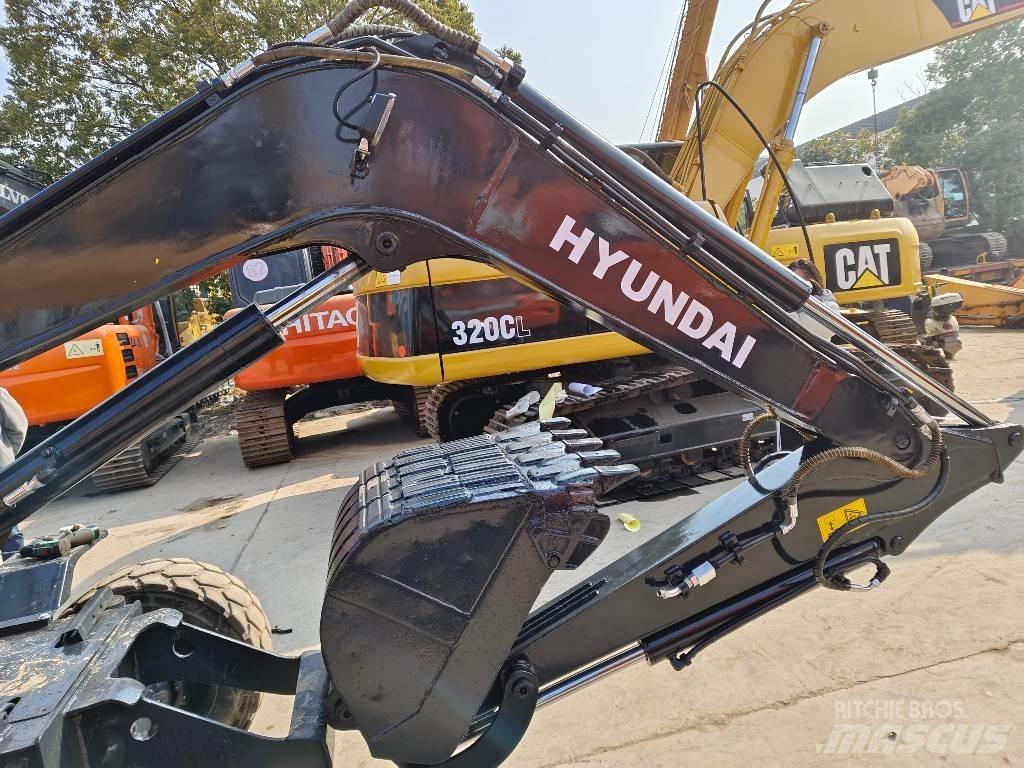 Hyundai 60W-9 Колесни екскаватори
