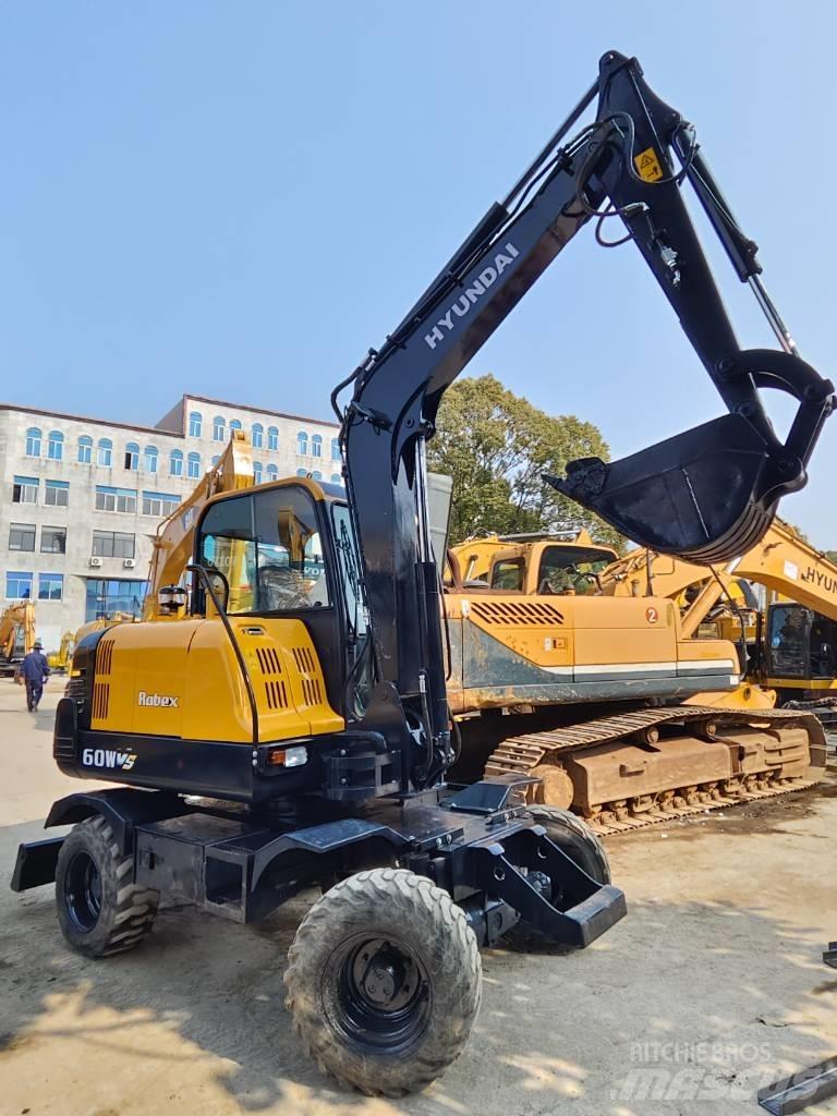 Hyundai 60W-9 Колесни екскаватори
