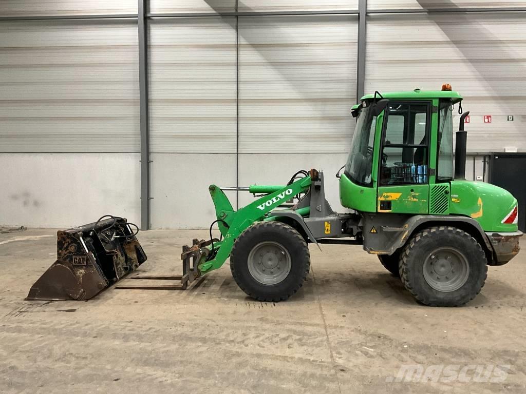 Volvo L 30 B-Z/X Колесни товарачи