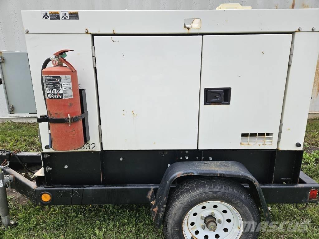 MultiQuip DCA 25 KVA Дизелови генератори
