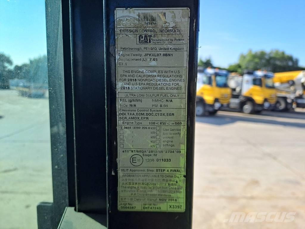 CAT 330 NG Верижен екскаватор