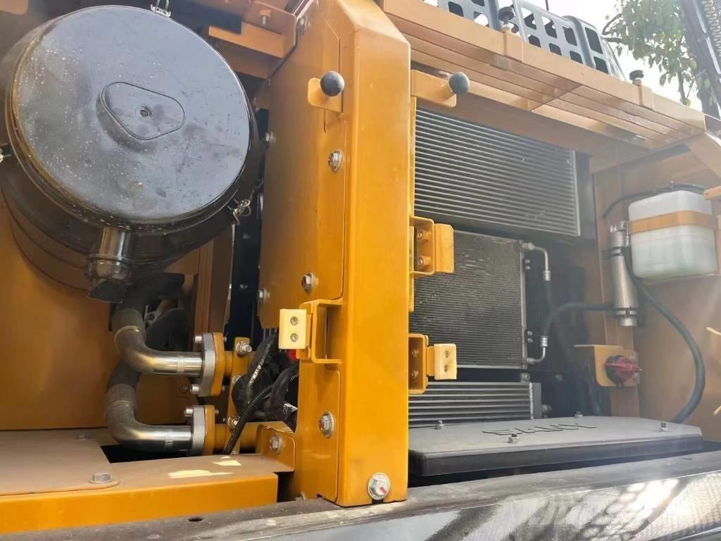 Sany SY 245 H Верижен екскаватор