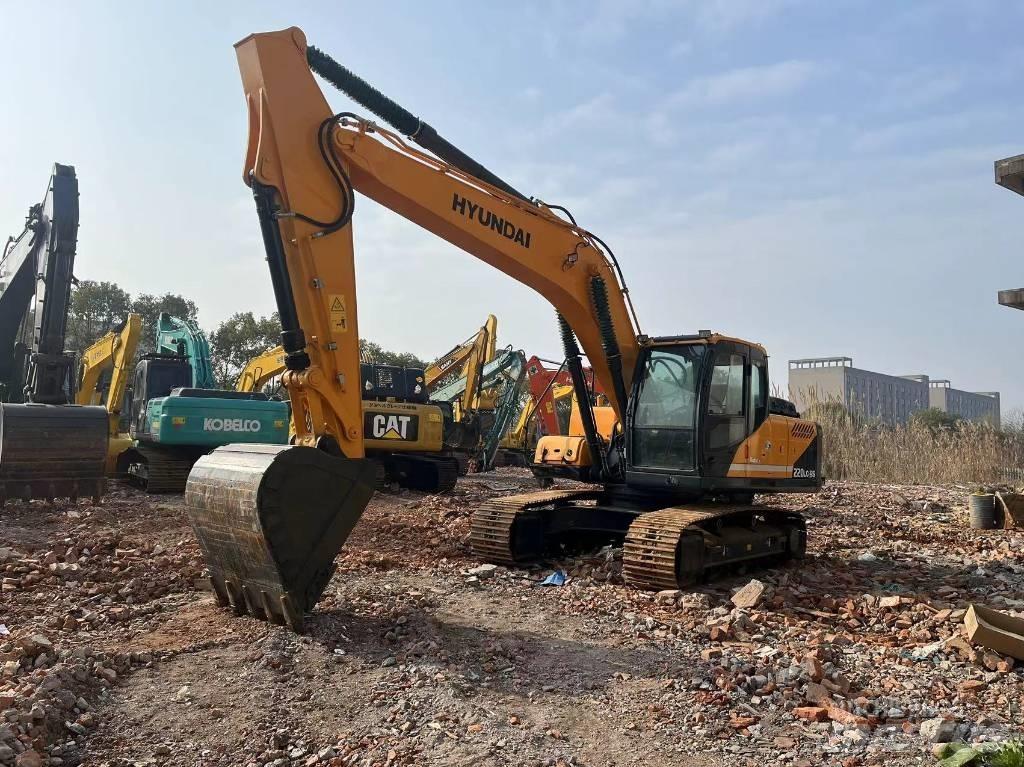 Hyundai R220 Верижен екскаватор