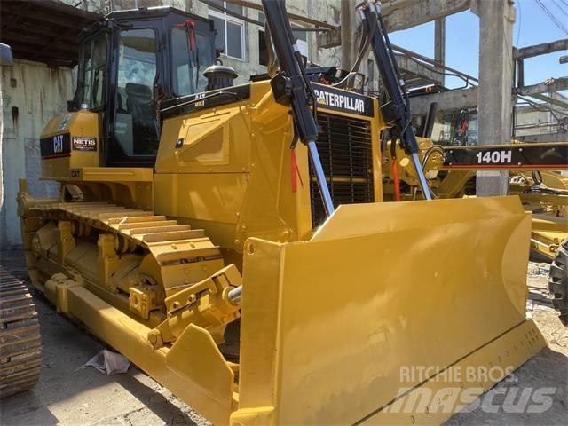 CAT D 6 G Верижни булдозери
