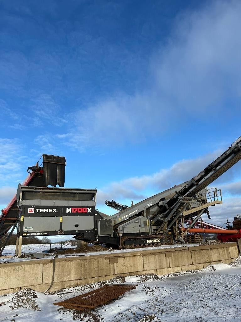 Terex M 1700X-3 Мобилни скрийнери
