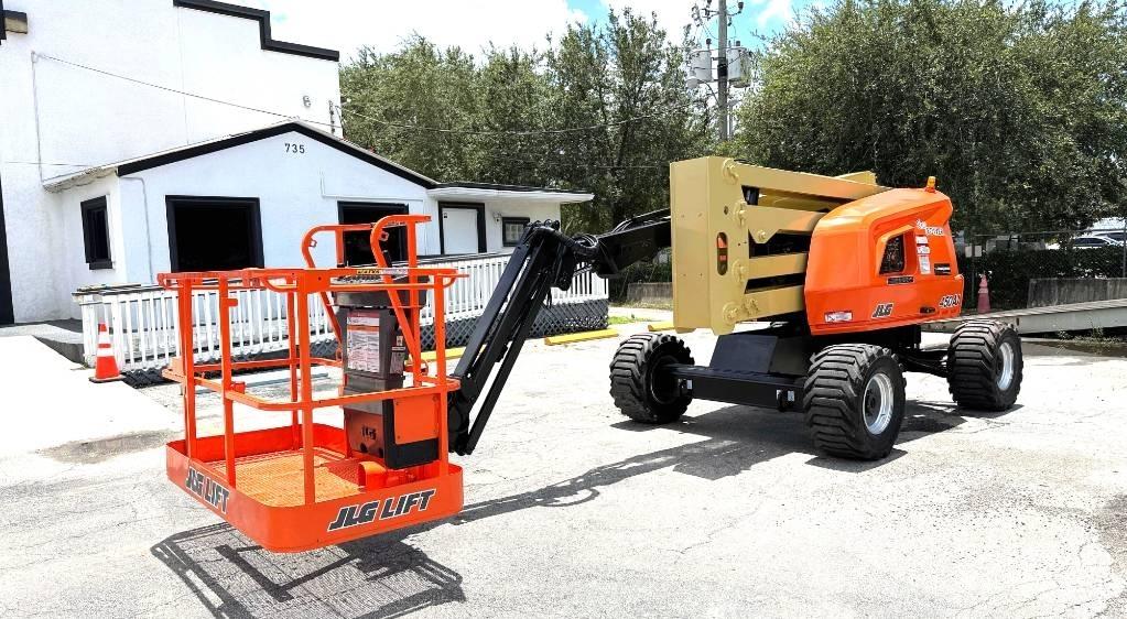 JLG 450 AJ Съчленени стрелови подемници