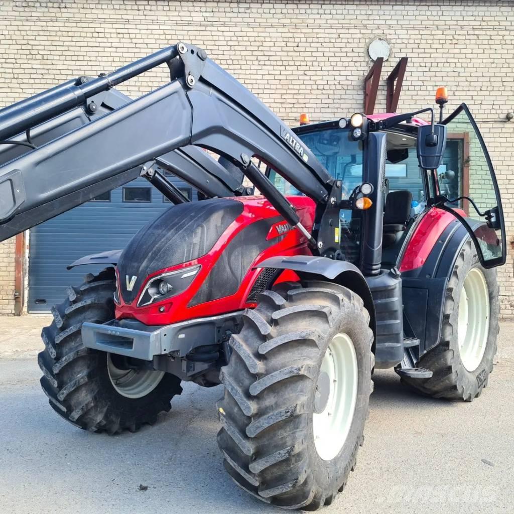 Valtra T 174 Трактори