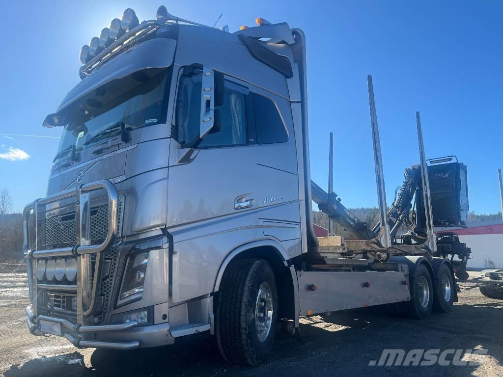Volvo FH 16 750 За превоз на дървени трупи